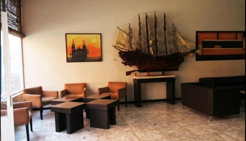 Hotel Colon Express Гвадалахара Экстерьер фото