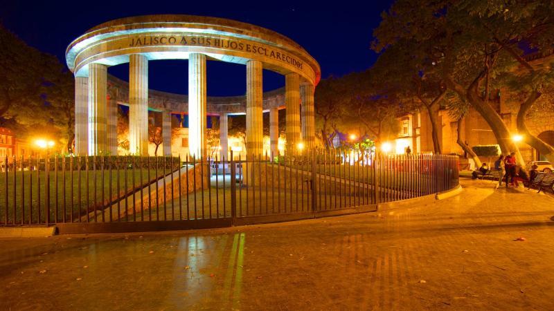 Hotel Colon Express Гвадалахара Экстерьер фото